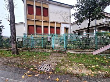 CASA SEMINDIPENDENTE A BAGNOLO SAN VITO