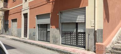 Magazzino via Esseneto