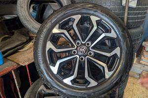 Ruote (cerchi lega-pneumatici) Toyota Yaris Cross