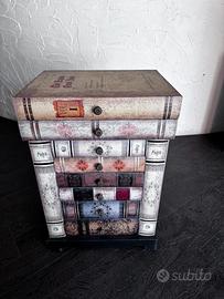 Cassettiera decorativa a forma di libri