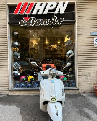 Vespa 310 GTS hpe SUPERTECH