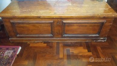 Meravigliosa cassapanca metà 800