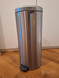 Pattumiera Brabantia newicon 30L argento