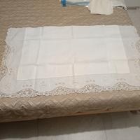 lenzuolo e federa ricamato