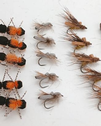 24  artificiali in foam pesca mosche secche