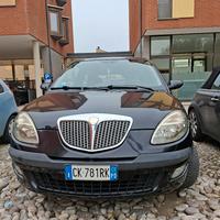 Lancia Ypsilon 3 porte nera  1.2 benzina 