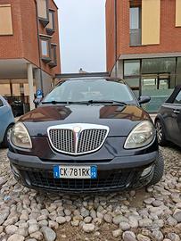 Lancia Ypsilon 3 porte nera  1.2 benzina 