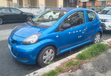 Toyota Aygo benzina anno 2011 - 140.000km.