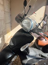 Aprilia Scarabeo 250 GT