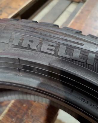4 GOMME 225 45 17 INVERNALI 75/85% PIRELLI