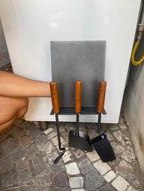 Porta attrezzi con attrezzi da parete