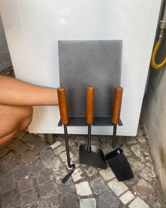 Porta attrezzi con attrezzi da parete