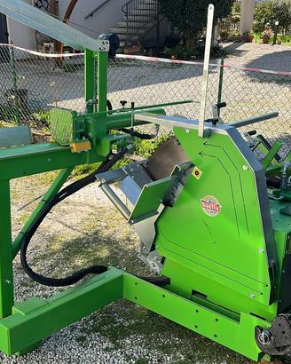 Taglia e spacca legna