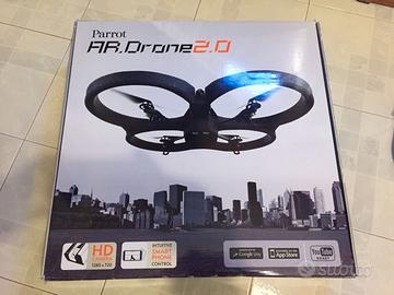 Parrot AR Drone 2.0 nuovissimo + eliche + batterie