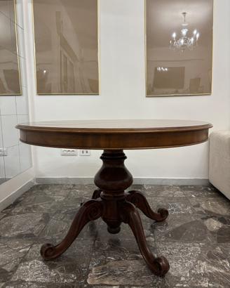 Tavolo rotondo in legno massello con intarsio – st