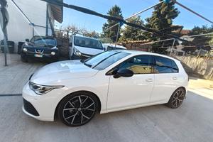 Volkswagen Golf 1.5 eTSI 150 CV EVO ACT DSG R-Line