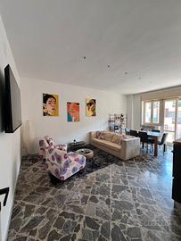 2 camere in Centro (per studentesse/lavoratrici)