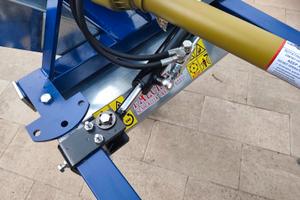 Scavafossi falcinelli spostamento idraulico