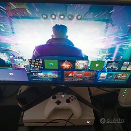 Xbox One S + 2 controller