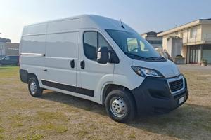 Peugeot Boxer - Anno2024 - Furgone Passo Medio