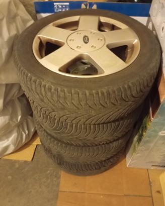 Cerchi in lega Ford + pneumatici