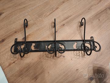 Appendiabiti ferro battuto 