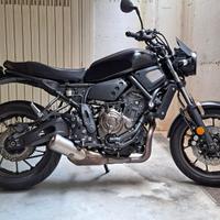 YAMAHA XSR 700