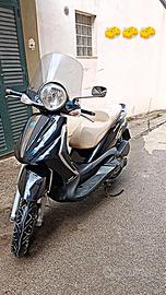 Beverly tourer 125
