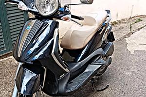Beverly tourer 125