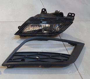 Fendinebbia anteriore destro Seat Leon 5F