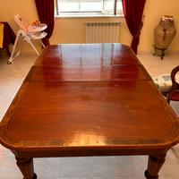 Tavolo inglese fine 800 con sedie