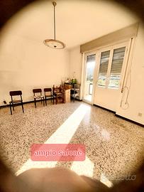 Alloggio di 120 mq in posizione strategica