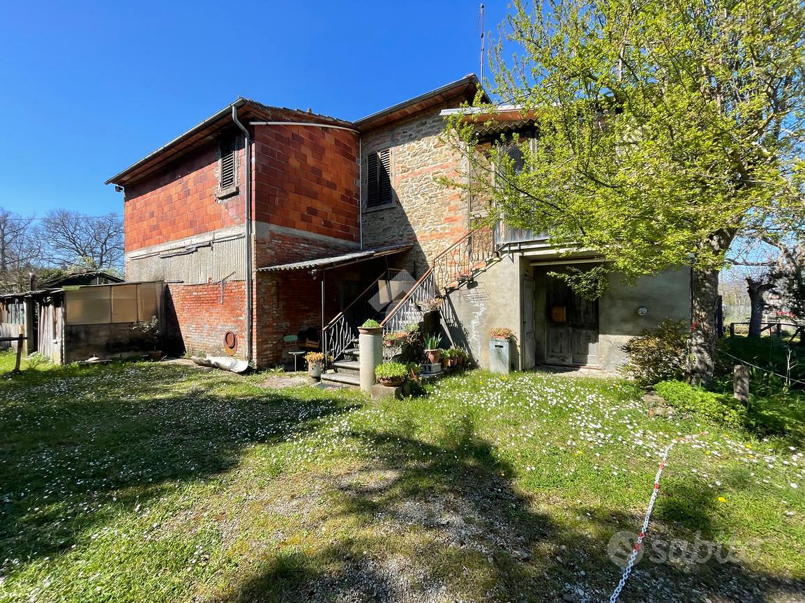 CASA SEMINDIPENDENTE A AREZZO