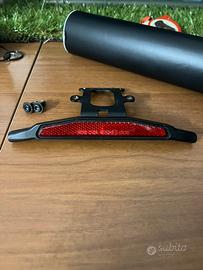 Supporto frecce posteriori Rick's per Sportster S
