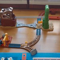 trenino Thomas ponte sospeso