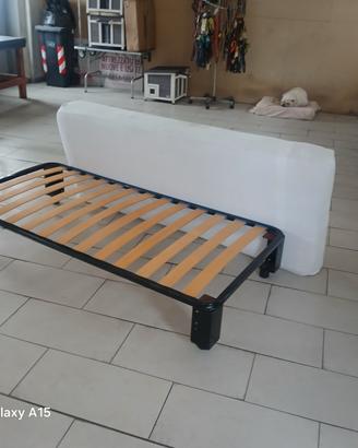 Letto singolo con materasso 190 x 90 