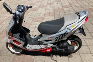 Peugeot X fight 206 wrc