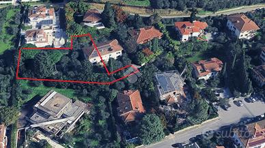 CASA SEMINDIPENDENTE A PRATO