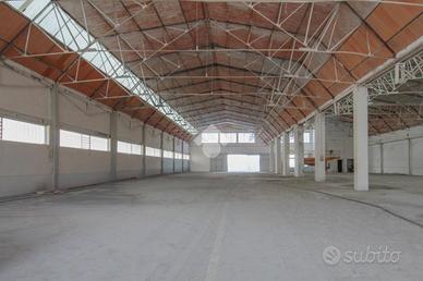 CAPANNONE A CASALGRANDE