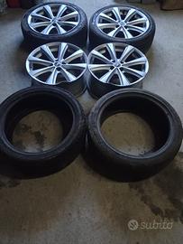 Gomme + cerchi in lega originali Fiat Multipla 17”