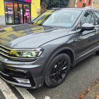Volkswagen Tiguan 240CV DSG 4MOTION R-Line
