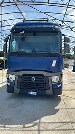 Renault Gamma T 380 con doppio pianale e sponda