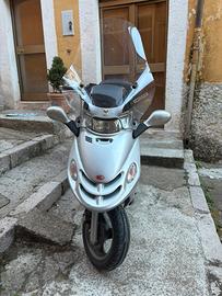 Scooter Kymco Dink 200