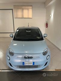 Fiat 500 500e Berlina 42 kWh Icon