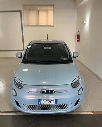 Fiat 500 500e Berlina 42 kWh Icon