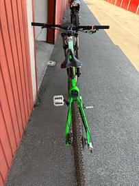 bici da DH Commencal Supreme DH del 2010