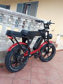 bici elettrica V8 900€ poco trattabili 