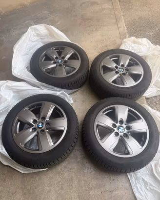 Cerchi bmw originali piu gomme