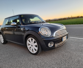 Mini 120cv solo 104000km