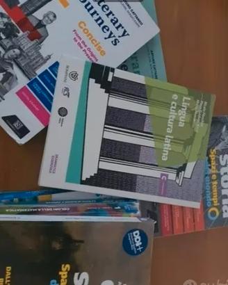 libri di scuola (liceo scientifico)